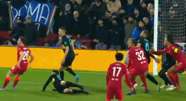 40岁魔笛仍不老！助米兰领跑意甲+连续10轮踢满全场