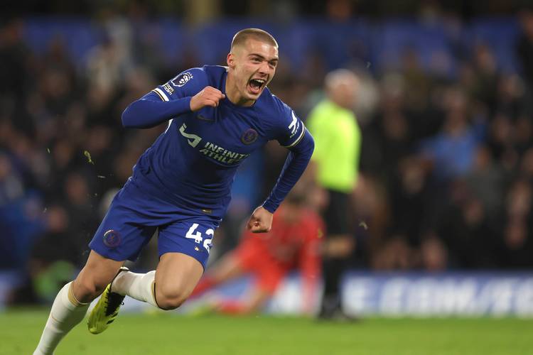 2025年“张孔杯”全国举重冠军赛在遵义圆满落幕