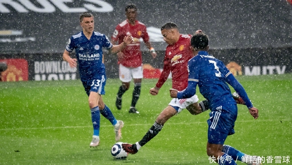 FIFPro最佳阵入围次数榜：梅西17次居首，姆巴佩6次进入前十
