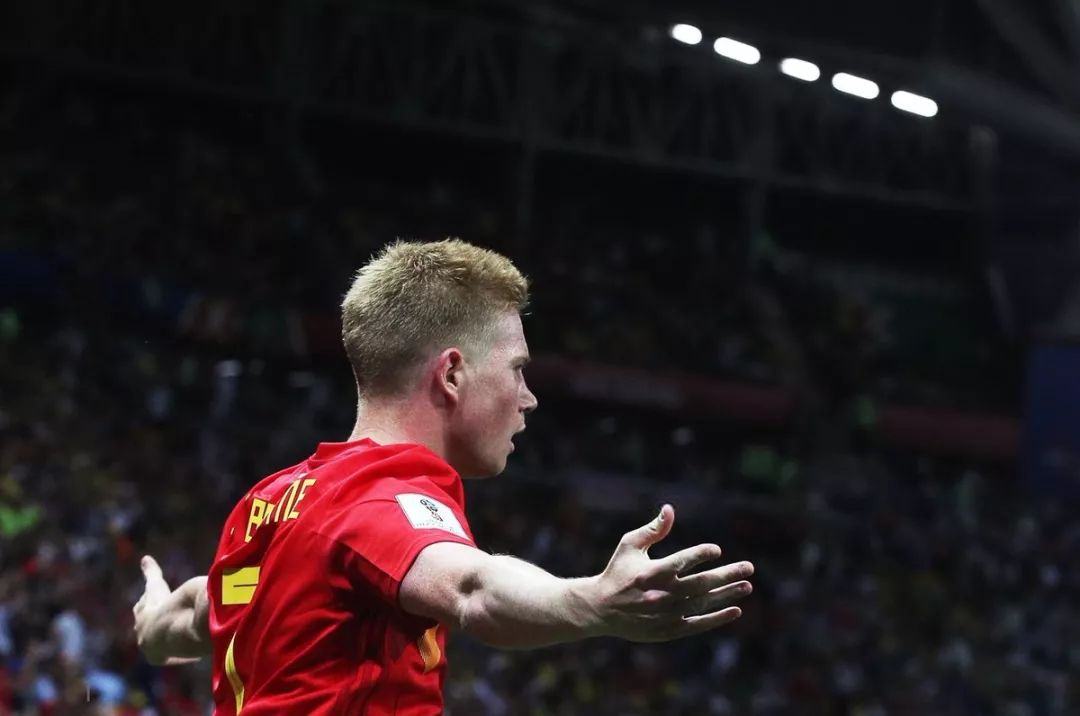 68分钟被换！利物浦1.5亿标王让斯洛特死心：5项数据挂零 评分6.5