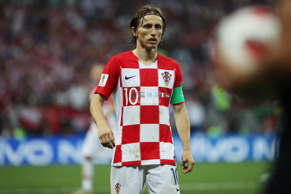 新鹏城vs成都：三外援PK四外援，韦世豪、杨明洋出战